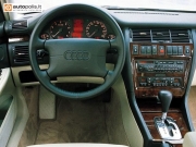 Audi A8 (D2)